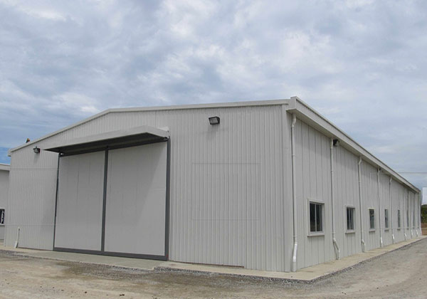 prefabricated metal warehouse