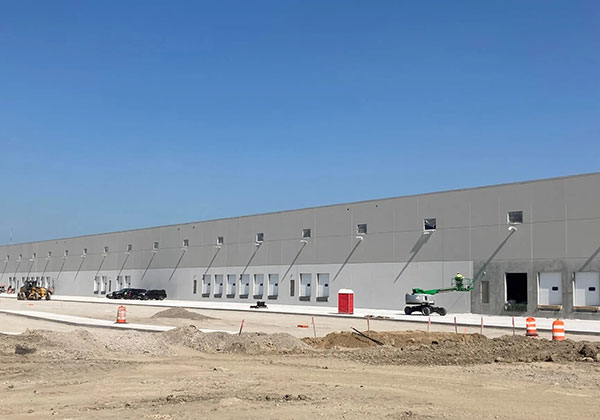 large prefabricated warehouse