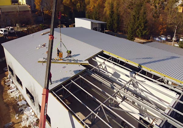 steel building roofs installation